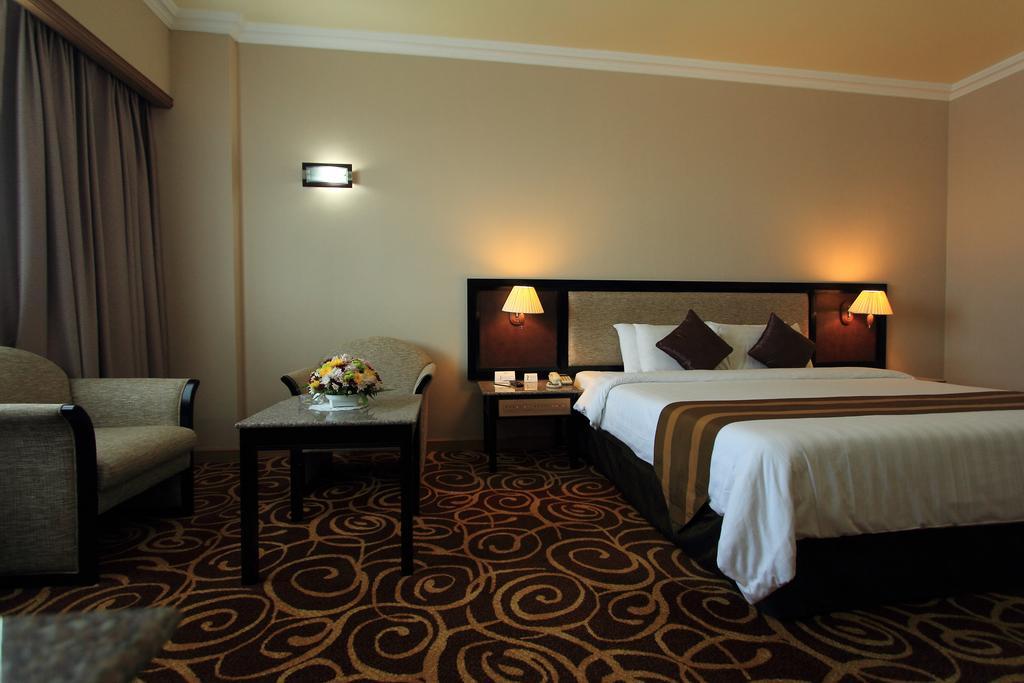 Mega Hotel Sdn Bhd Miri Chambre photo