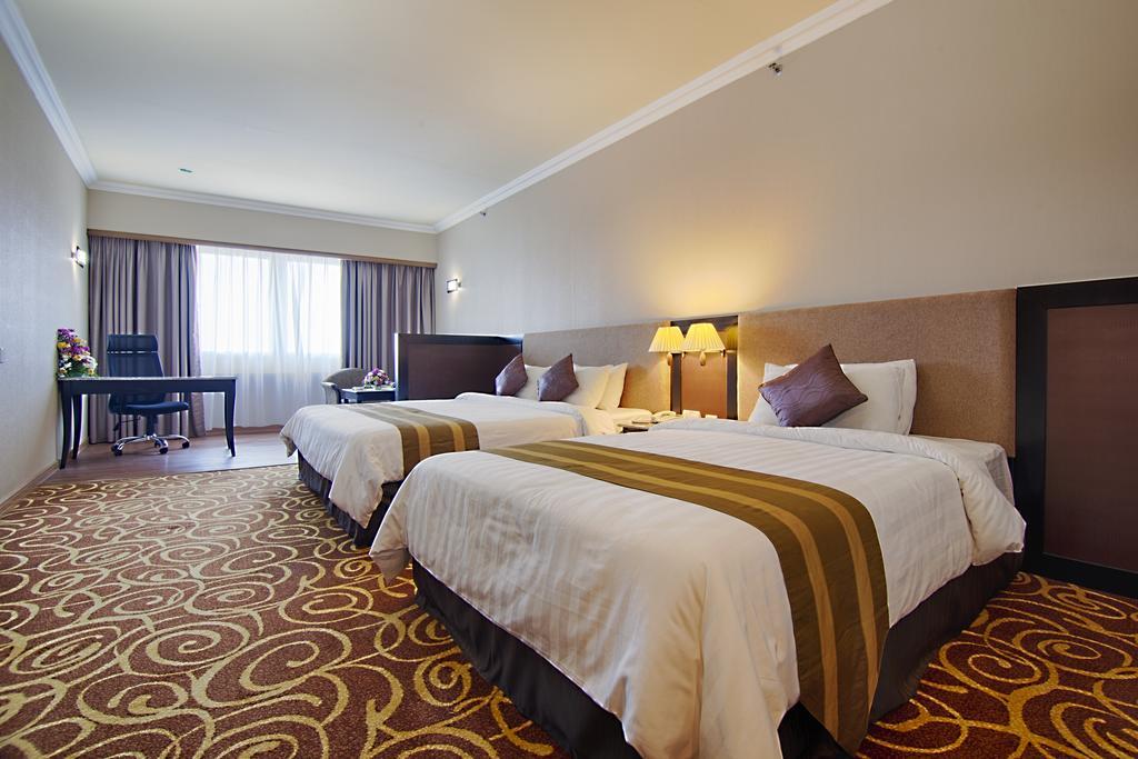 Mega Hotel Sdn Bhd Miri Chambre photo